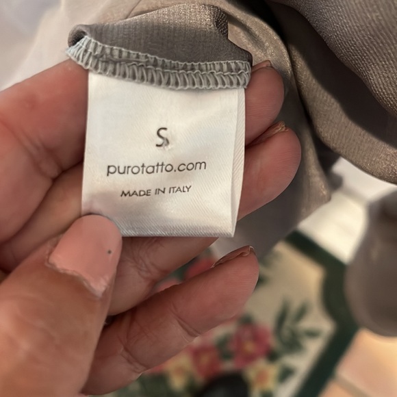 PUROTTATO boutique silky grey front top - Picture 3 of 7